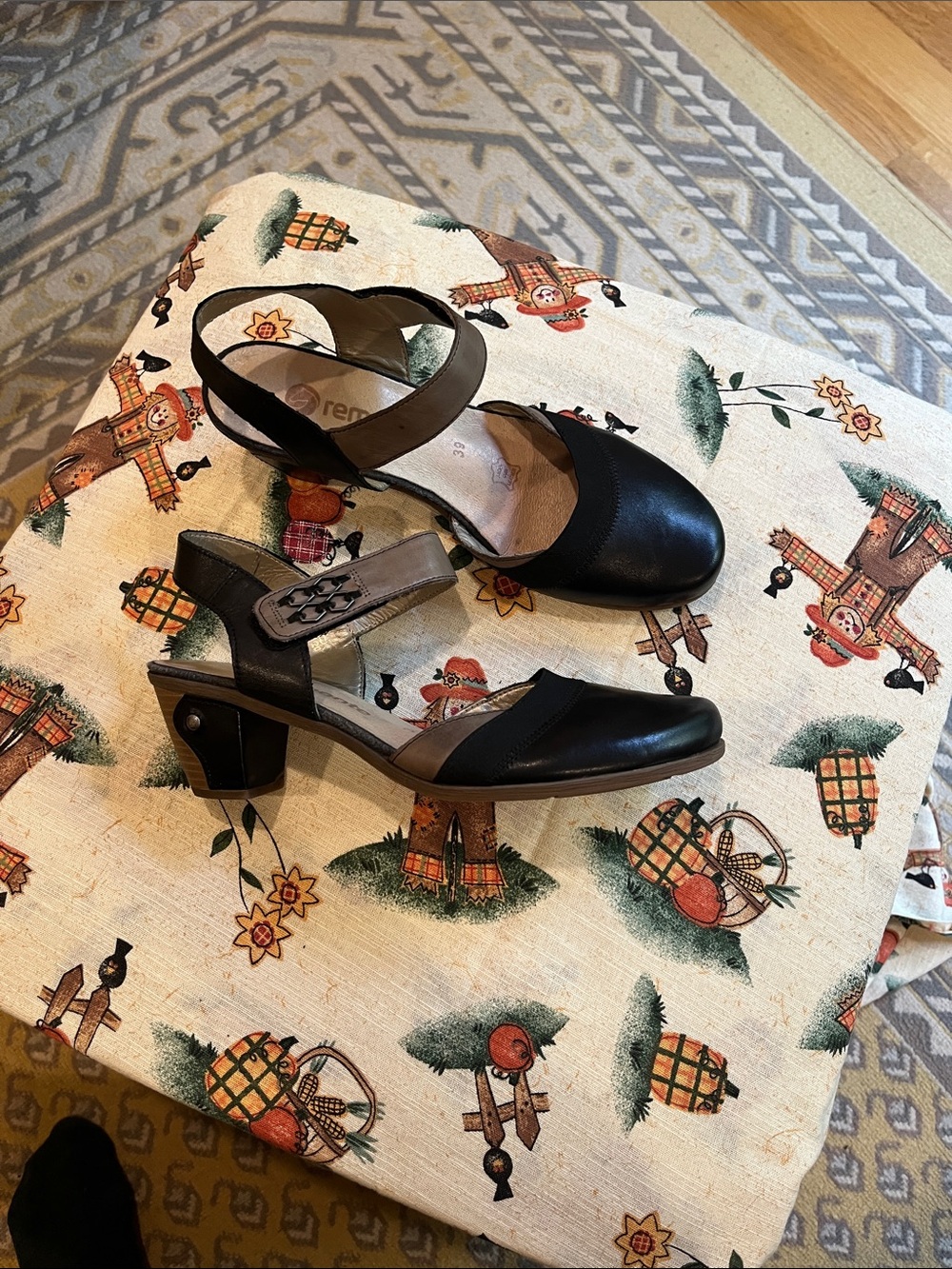 Remonte Black and Taupe Two-Tone Mary Jane Heels